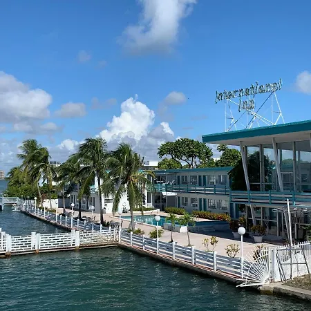 International Inn On The Bay
